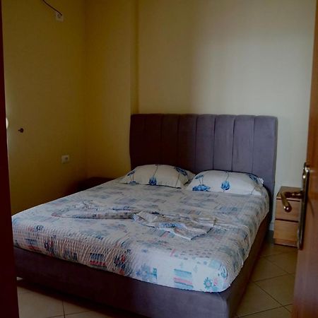 Jon'S Penthouse Apartment Sarande Bagian luar foto