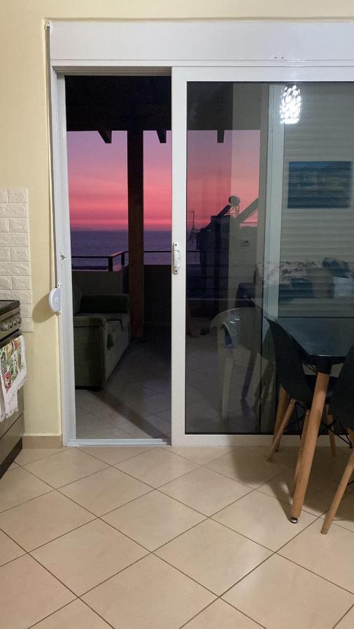 Jon'S Penthouse Apartment Sarande Bagian luar foto